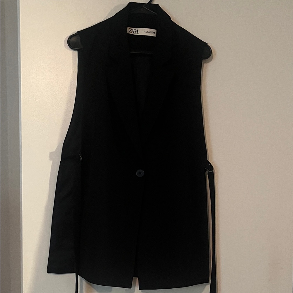 Zara Women's Black Vest Jacket